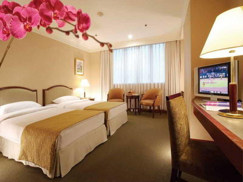 ז'ונגלי Le Midi Hotel Jungli מראה חיצוני תמונה