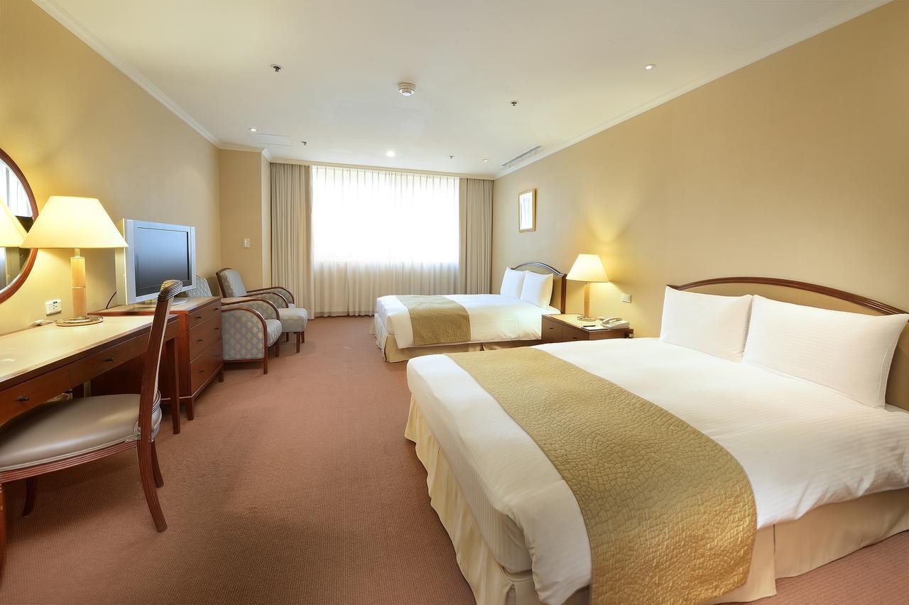 ז'ונגלי Le Midi Hotel Jungli מראה חיצוני תמונה
